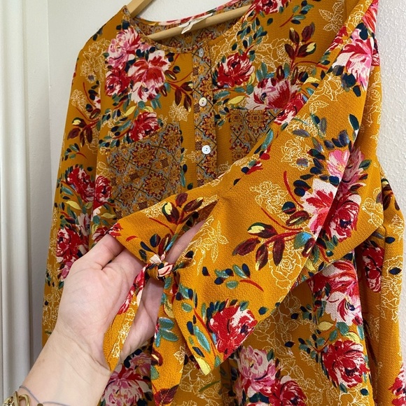 Fig and Flower Multicolor Floral Tunic size 1X - Picture 5 of 11